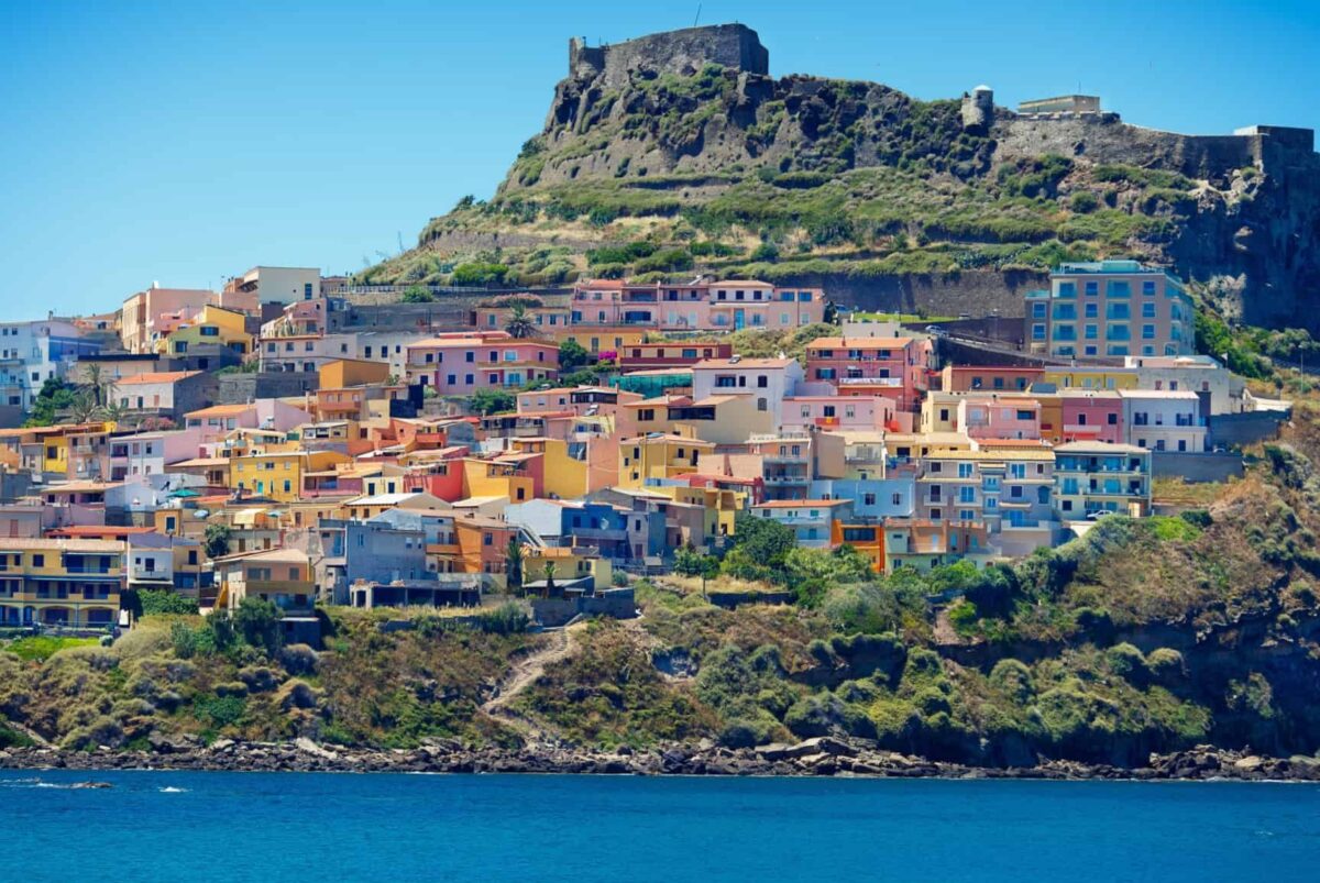 Où loger en Sardaigne : Guide des meilleurs quartiers et hébergements
