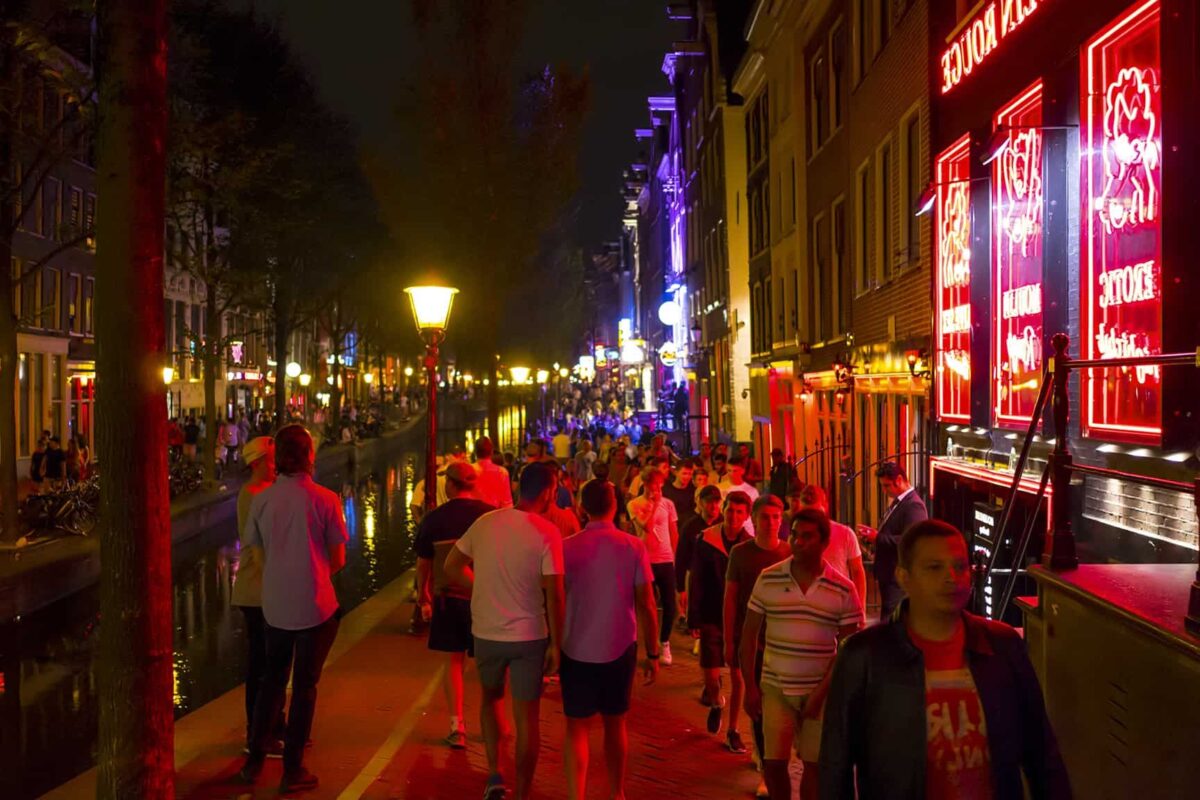 Amsterdam : Secrets et Conseils pour une Escapade Mémorable – Le Guide Ultime de Voyage