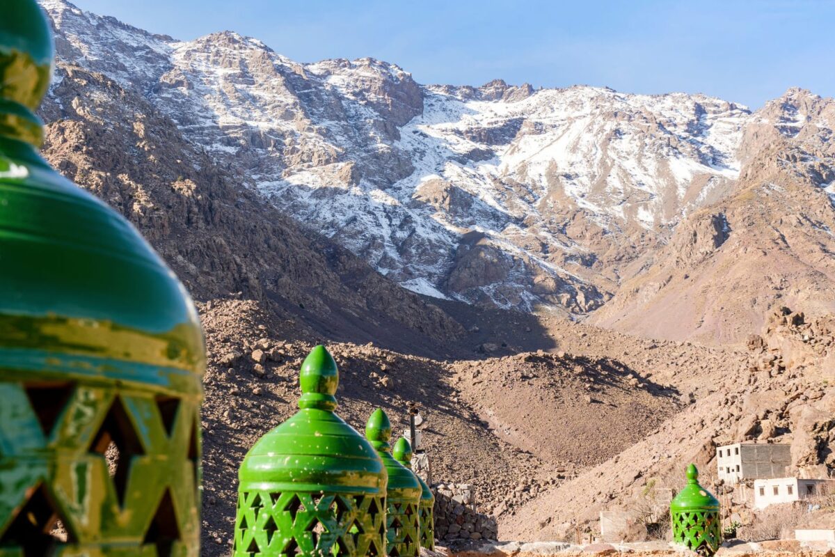 Ascension dans le Haut Atlas : Guide des plus beaux sentiers et sommets à conquérir