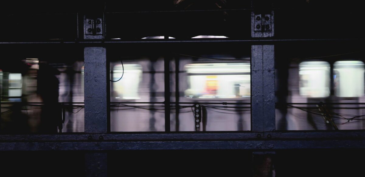 réservez votre place dans le train à travers une plateforme simple et rapide. profitez d'une expérience de réservation fluide et efficace pour vos voyages en train.