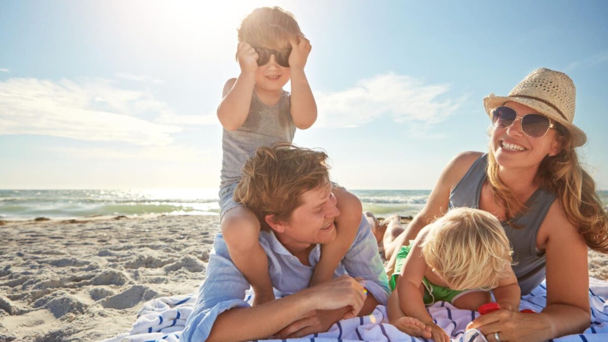 Évasion méditerranéenne : luxe et confort en camping sur les plages de l&rsquo;hérault